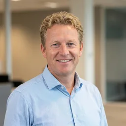 Thijs Bakker